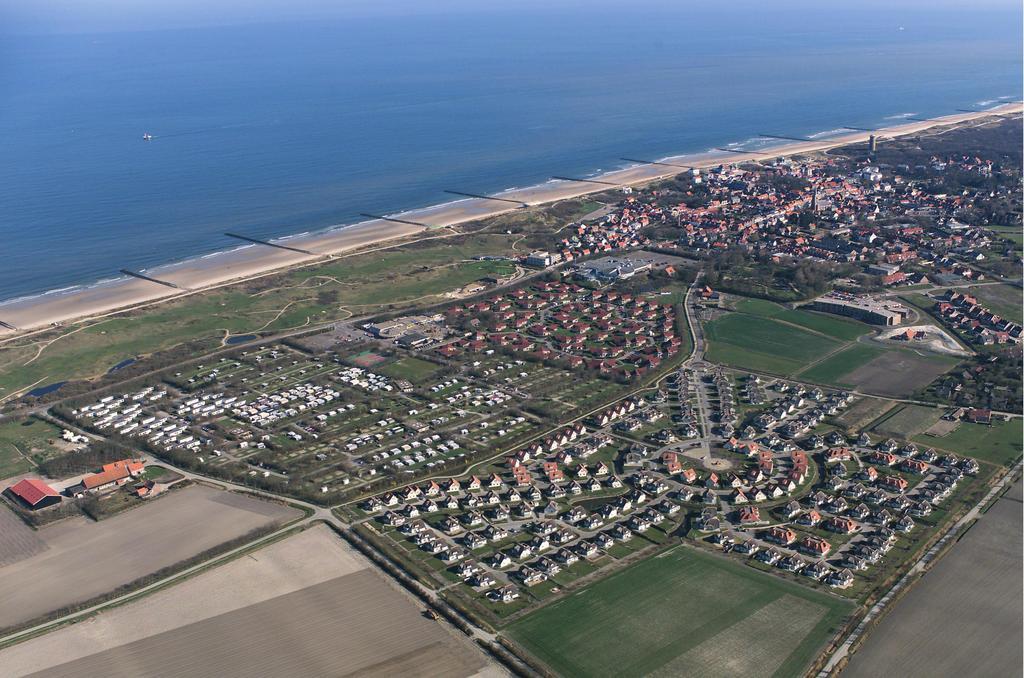 Roompot Hof Domburg ดอมเบิร์ก ภายนอก รูปภาพ